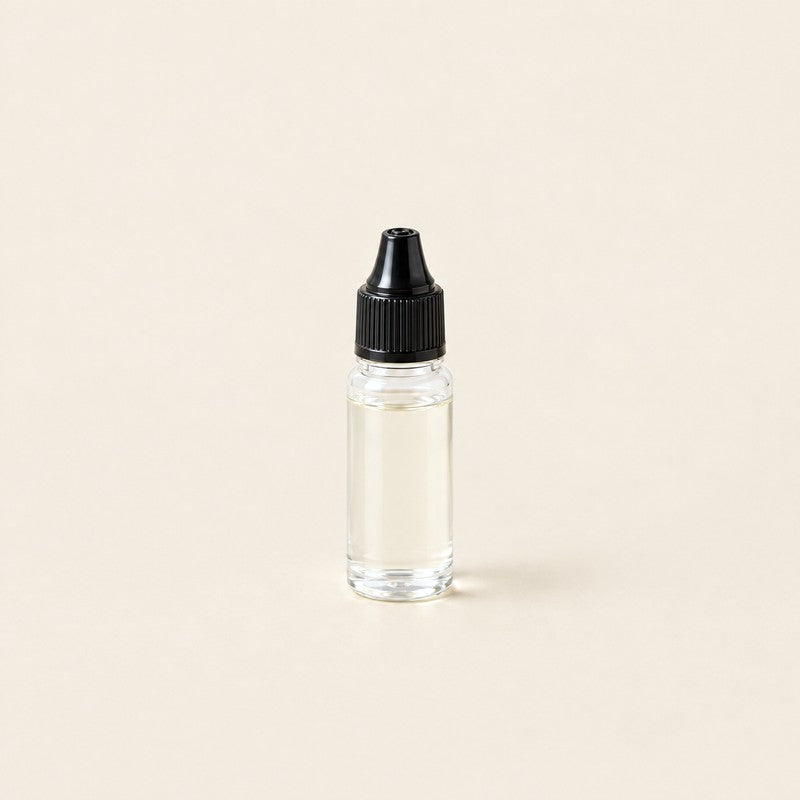 The included bottle of blade maintenance oil